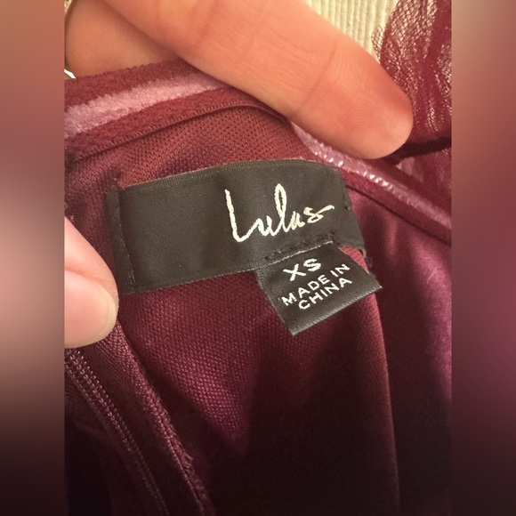 Divine Invitation Burgundy Tulle Swiss Dot Ruffled Midi Dress size XS - Picture 8 of 11